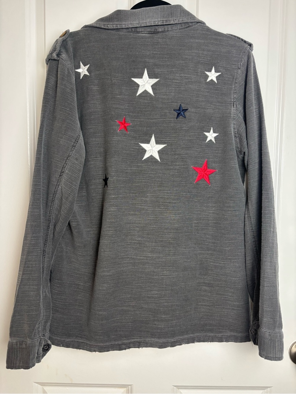 Sundry Gray Star Embroidered Utility Jacket Military Cotton Shacket Size Large